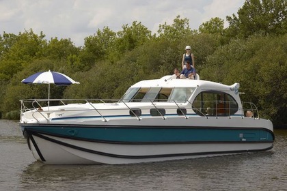 Location Péniche Nicols Estivale Sixto Prestige C Bellegarde