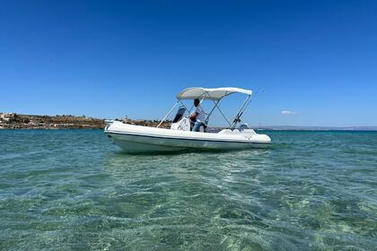 Rental RIB Trimarchi 630 Marzamemi