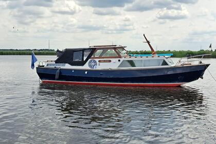 Charter Houseboat Caranan Cruiser Buitenkaag