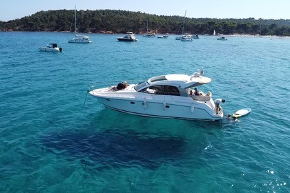 Charter Motorboat Jeanneau Prestige 38S Porto-Vecchio