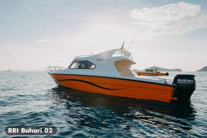 Miete Motorboot Axopar 28 T-top Labuan Bajo