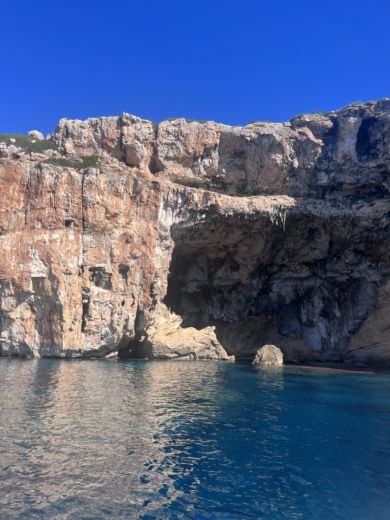 Port Mahon Motorboat Quicksilver 605 Open alt tag text