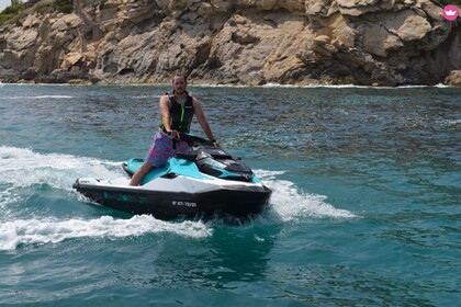 Alquiler Moto de agua Sea-doo GTX 130 Pro Campello