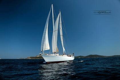 Noleggio Barca a vela Etude de Carènes Gallian 20m Bonifacio