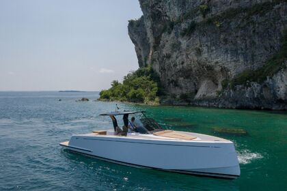 Noleggio Yacht a motore Pardo 38 Propriano