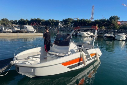 Miete Motorboot Beneteau Flyer 6.6 Marseille