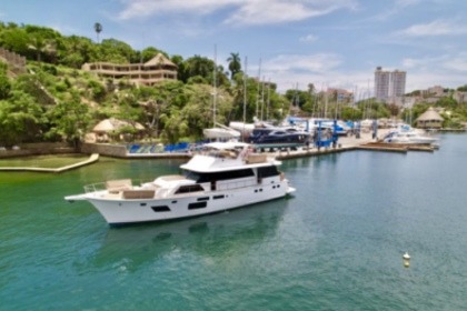 Verhuur Motorjacht Hatteras 3 deck Acapulco