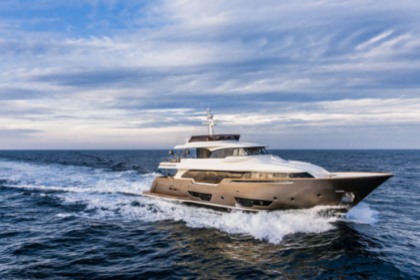 Hire Motor yacht Custom Line Navetta 28 Juan les Pins