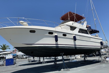 Rental Motorboat Princess 415 La Grande-Motte