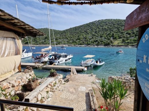 Zadar Motorboat  Merry Fisher 1095 alt tag text