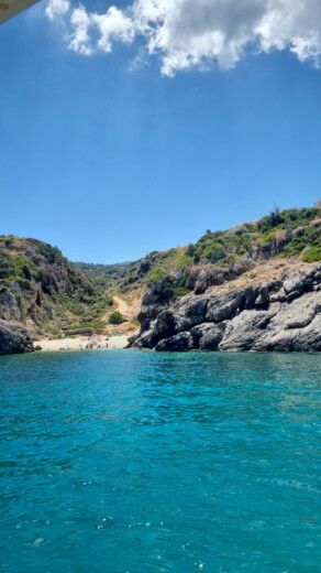 Zaquintos Motorboat Cranchi Zaffiro 38 alt tag text