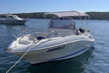 Charter Motorboat Quicksilver 555 commander Rab