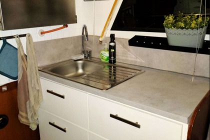 Verhuur Woonboot Doerak 950 AK De Veenhoop