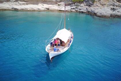 Charter Motorboat Tradtional Greek Kaiki Boat Porto Cheli