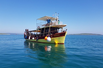 Hire Motorboat 1954 Trawler Medulin