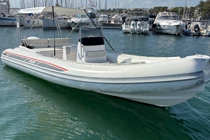 Verhuur RIB Selva Marine 650DS Saint-Raphaël