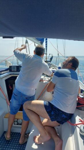 Leucate Sailboat Dufour 34 alt tag text