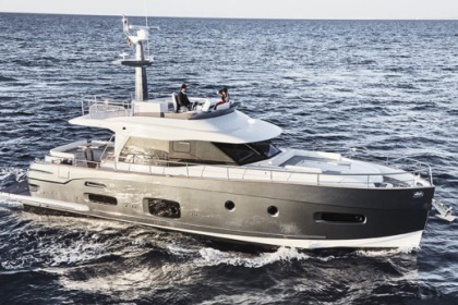 Rental Motor yacht Azimut Yachts Azimut Magellano 53 Naples