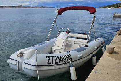 Location Bateau à moteur bayliner marine kolibri Novalja