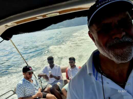 Пьяно-ди-Сорренто Motorboat Southwind 2000 750 alt tag text