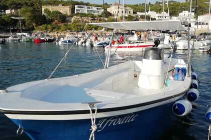 Miete Motorboot Nautica Liver 8.20 Santa Maria di Leuca