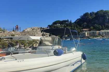 Rental Motorboat Ranieri Shadow 24 Giardini Naxos