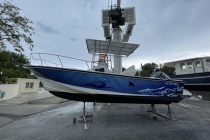 Miete Motorboot Boston Whaler 24 Outrage Port Grimaud