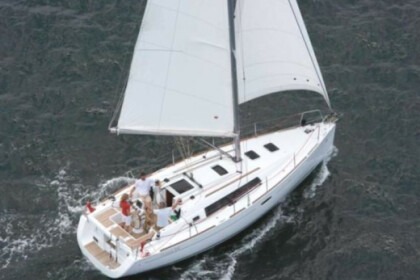 Rental Sailboat  Oceanis 34 Altefähr