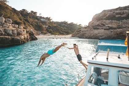 Location Bateau à moteur MYABCA 900 Colònia de Sant Jordi