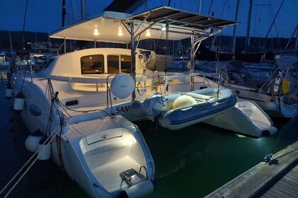 Rental Catamaran Fountaine Pajot Lavezzi 40 Izola
