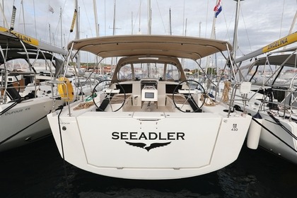 Rental Sailboat Dufour Yachts Dufour 430 - 3 cab. Vrulje