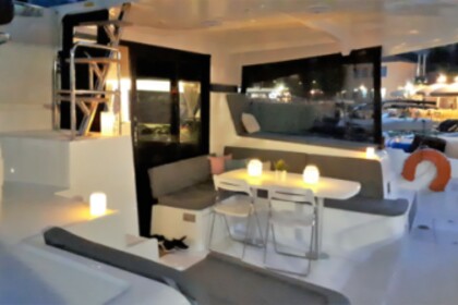 Hire Catamaran Lagoon Lagoon 42 Lefkada