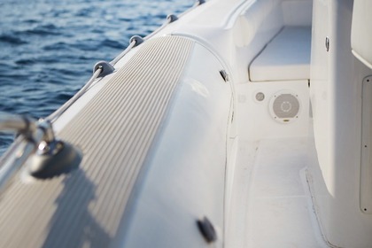 Ενοικίαση Φουσκωτό Scorpion 8.5 Ιθάκη