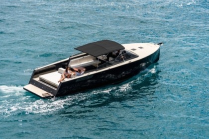 Verhuur Motorboot Colnago 45 Open Hvar