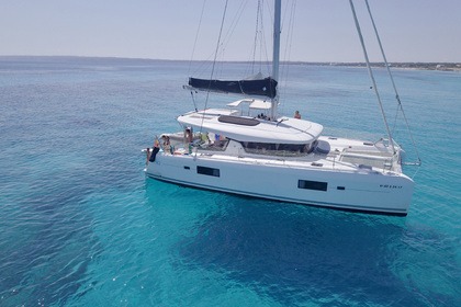 Hire Catamaran Lagoon Lagoon 42 Barcelona