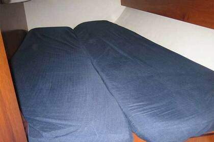 Noleggio Barca a vela BENETEAU OCEANIS 411 Le Grazie