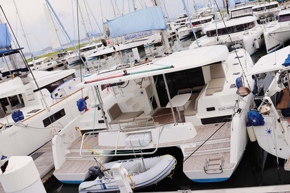 Charter Catamaran Lagoon-Bénéteau Lagoon 42 - 4 + 2 cab. Tortola