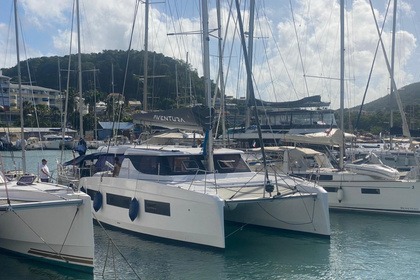 Alquiler Catamarán AVENTURA 37 Le Marin