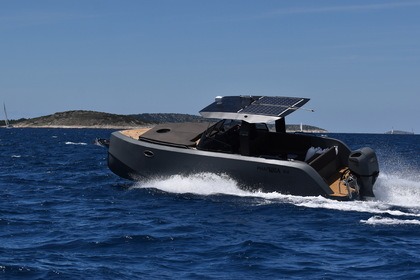 Rental Motorboat Phantom yachts Phantom 9.0 T TOP Split