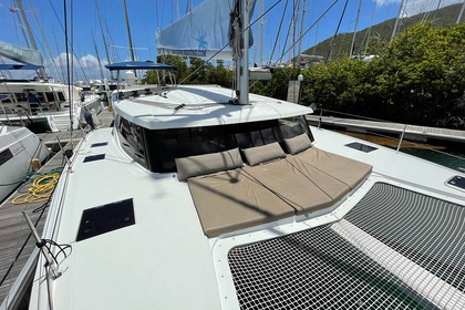 Чартер Катамаран Fountaine Pajot Fountaine Pajot Lucia 40 Трогир