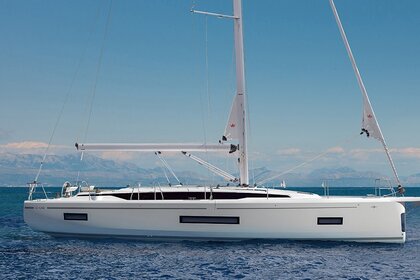 Hire Sailboat Bavaria C46 Marseille