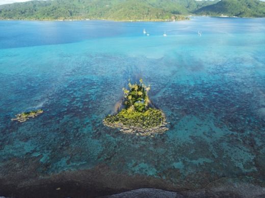 Nadi Sailboat Jeanneau Sun Odyssey 42i alt tag text