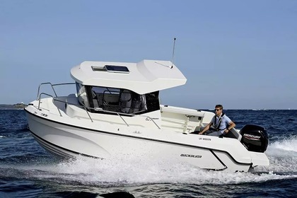 Charter Motorboat Quicksilver 625 PILOTHOUSE Trebeurden