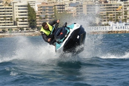 Alquiler Moto de agua BOMBARDIER GTX PRO 130 Marbella