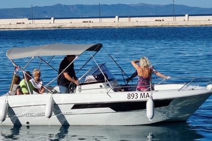 Verhuur Motorboot Atlantic Marine 670 open Makarska