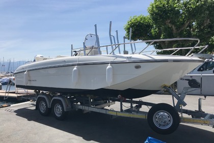 Location Bateau à moteur BAYLINER CC7 Rolle