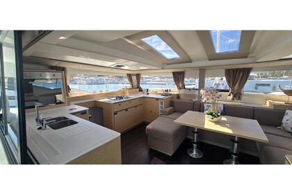 Czarter Katamaran  Fountaine Pajot Elba 45 Olbia