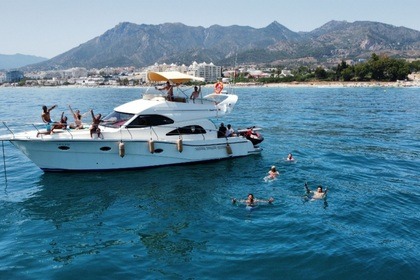 Hire Motorboat Rodman 44 fly Marbella