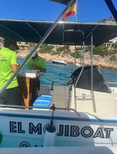 Calpe Motorboat Nuova Jolly Prince 30 alt tag text
