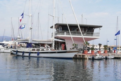 Rental Sailboat Bavaria 41 Cruiser Rochester
